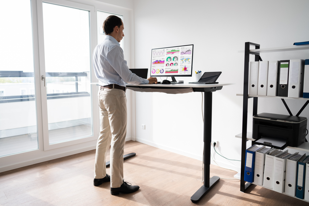 Standing Desks Are A Useful Work Option Best Of Glamour